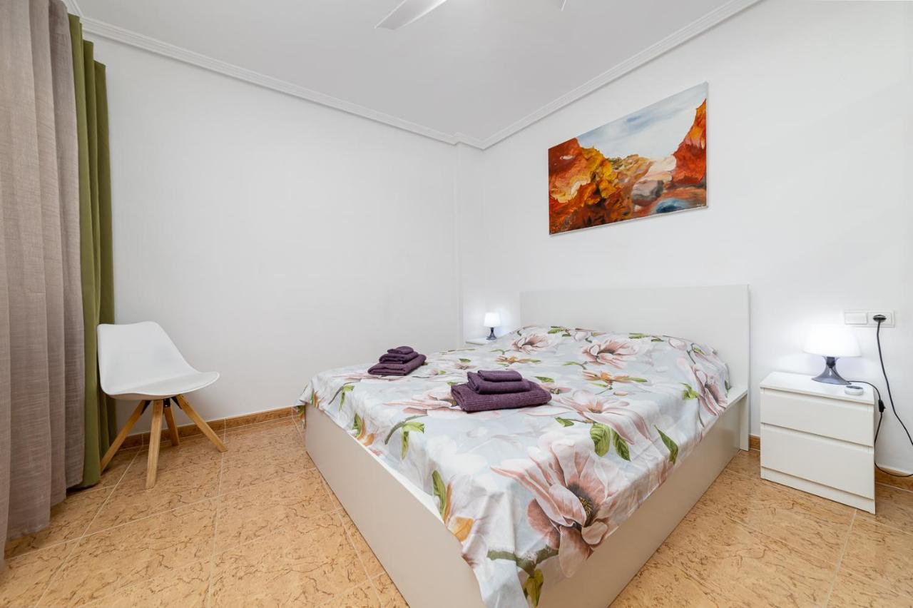 Penthouse Corbeta Sun Apartment Torrevieja Bagian luar foto