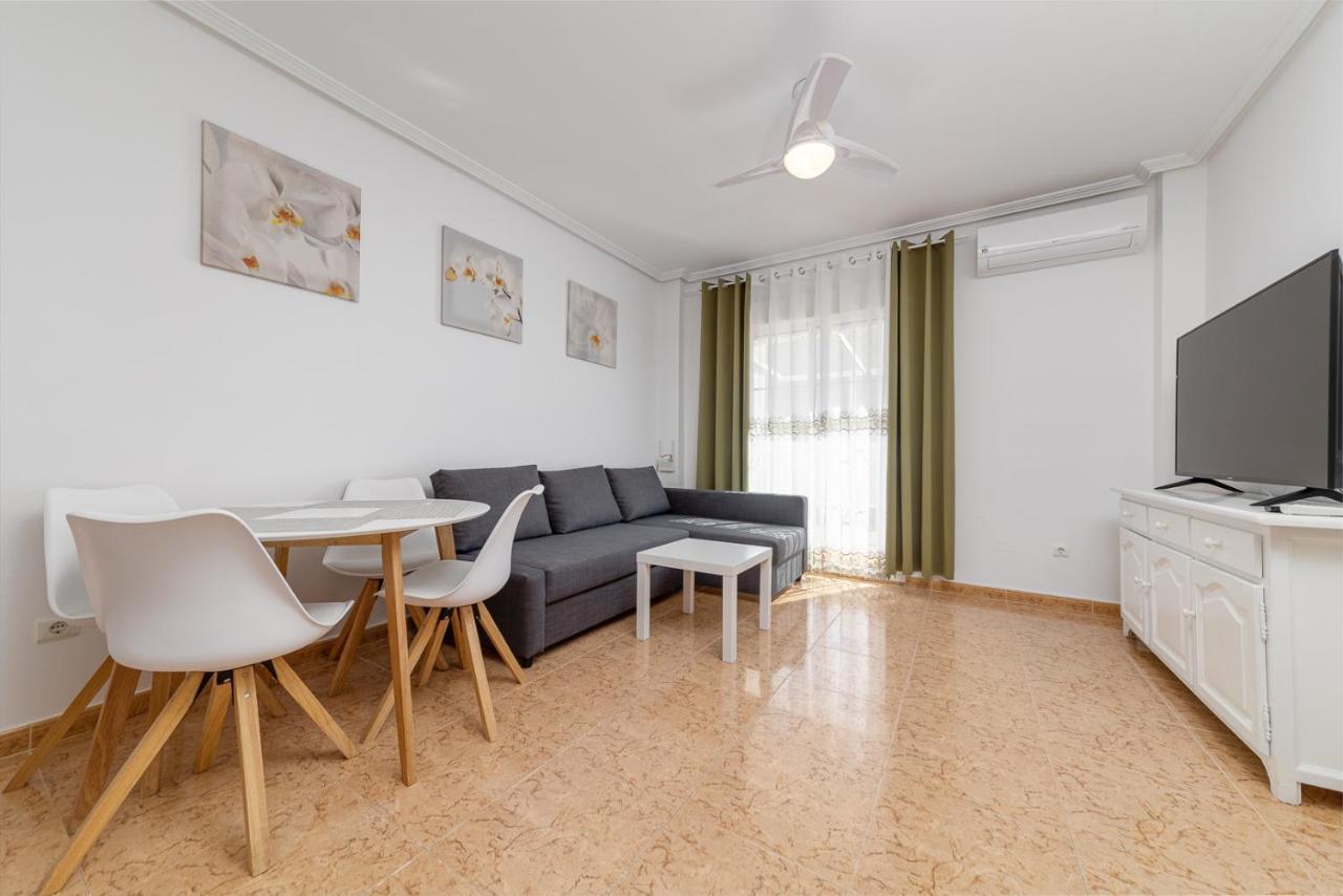 Penthouse Corbeta Sun Apartment Torrevieja Bagian luar foto