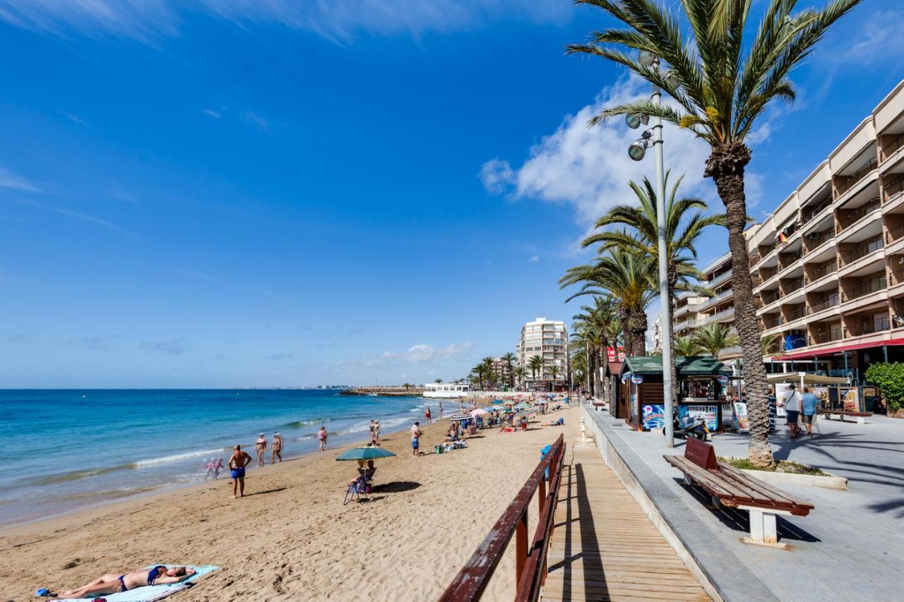 Penthouse Corbeta Sun Apartment Torrevieja Bagian luar foto